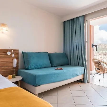 De L'esterel Pierre & Szálloda 3*